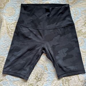 Lululemon align biker shorts size 6